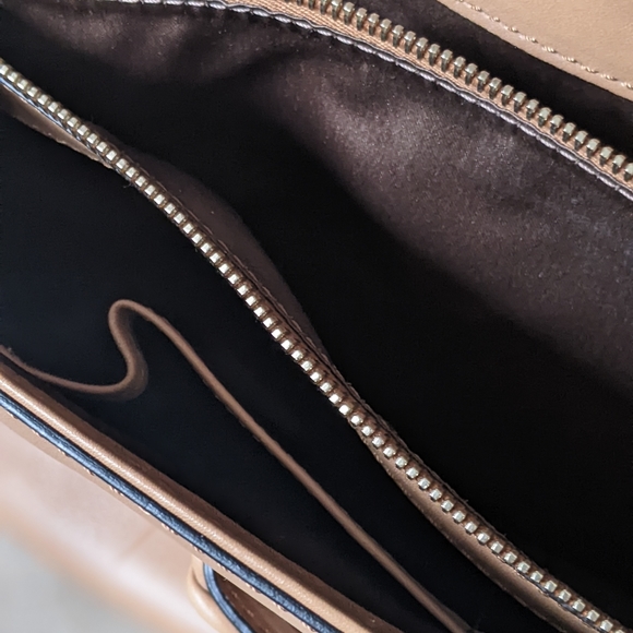 NWOT Authentic Valentino Garavain Hand Bag - Picture 8 of 10